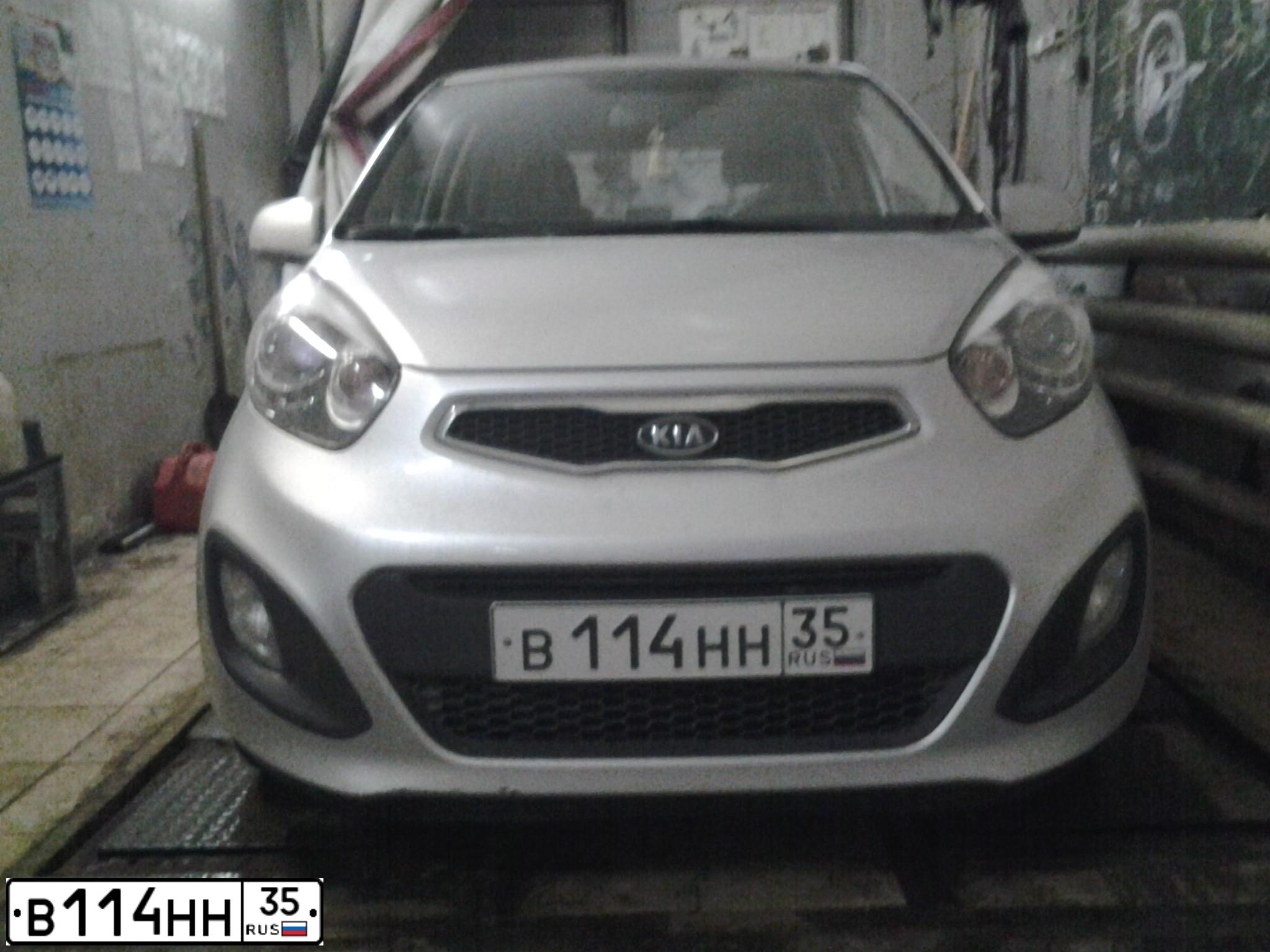 Фото автомобиля KIA PICANTO / MORNING, 2011 — госномер В114НН35. Цвет: СЕРЕБРИСТЫЙ