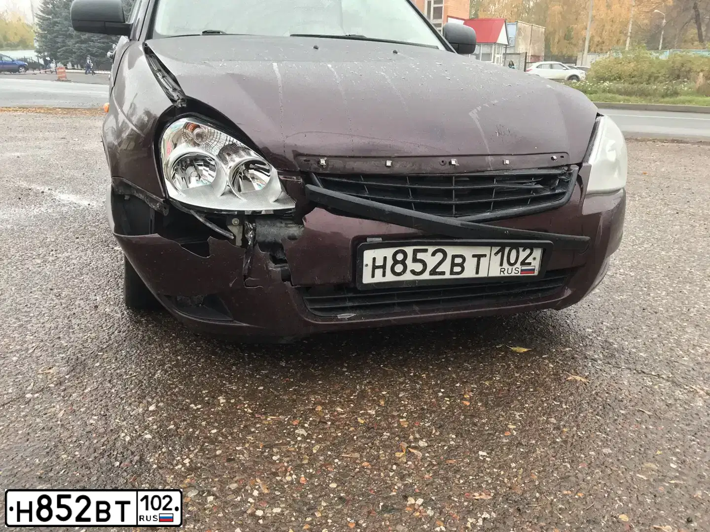 Фото автомобиля LADA 2172 PRIORA, 2011 — госномер Н852ВТ102. Цвет: ТЕМНО-ВИШНЕВЫЙ