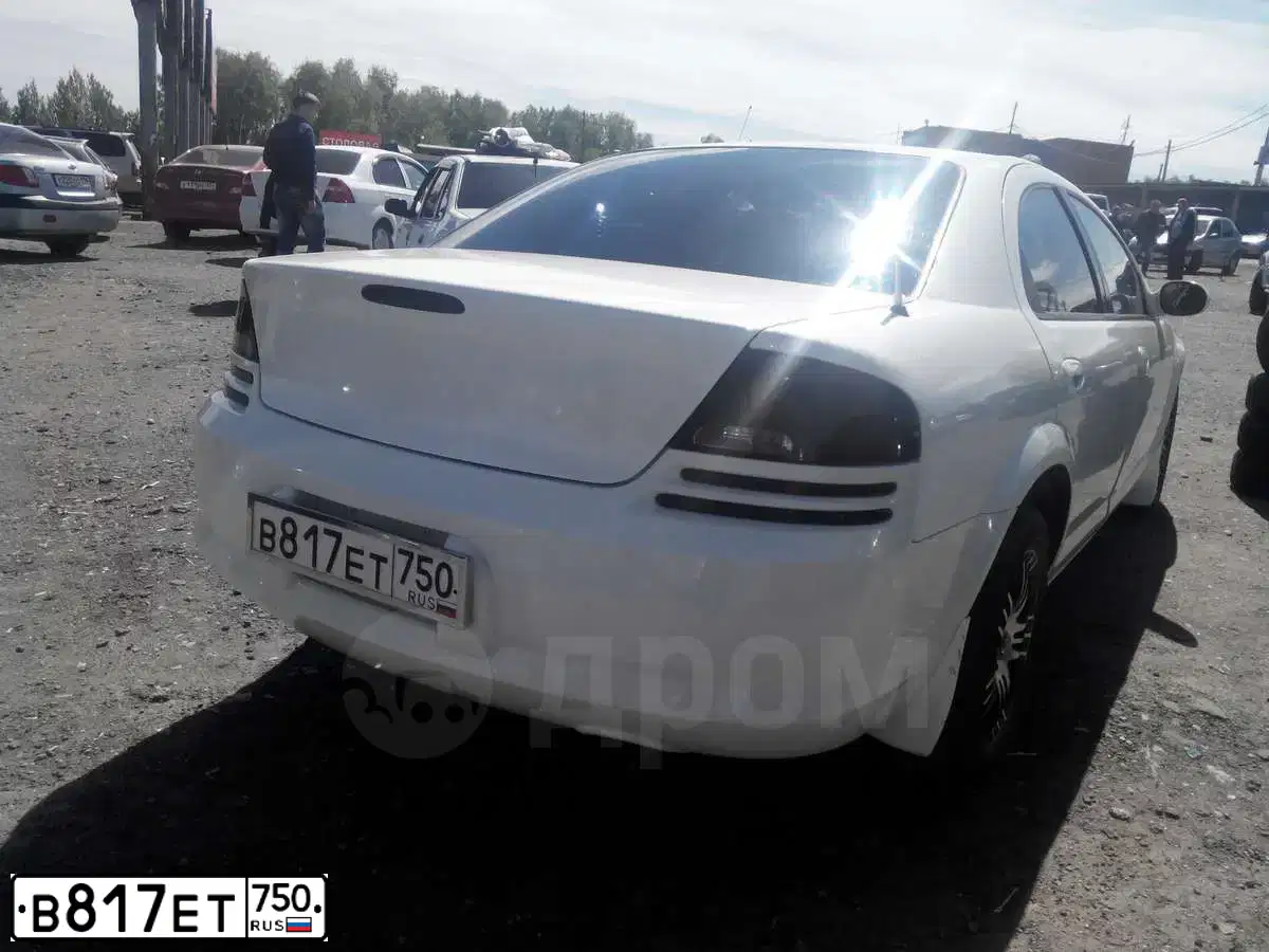 Фото автомобиля DODGE STRATUS, 2004 — госномер В817ЕТ750. Цвет: БЕЛЫЙ