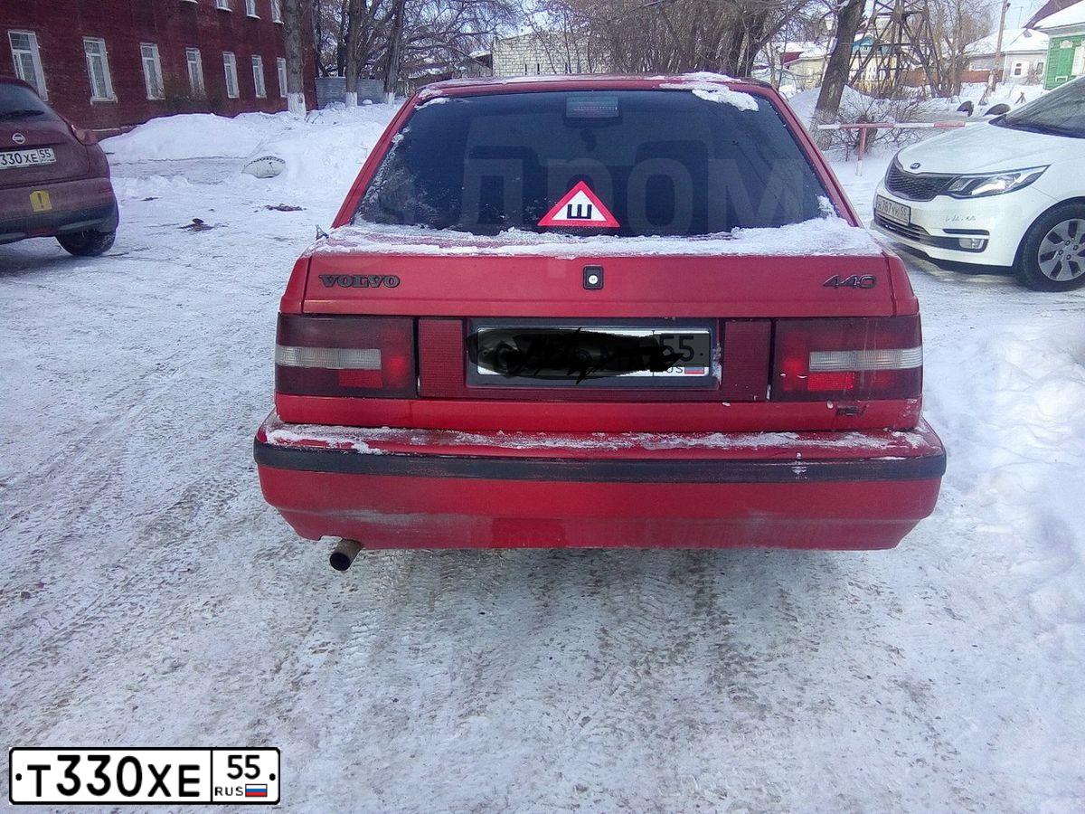 Фото автомобиля HYUNDAI SOLARIS, 2011 — госномер Т330ХЕ55. Цвет: ЧЕРНО-СЕРЫЙ