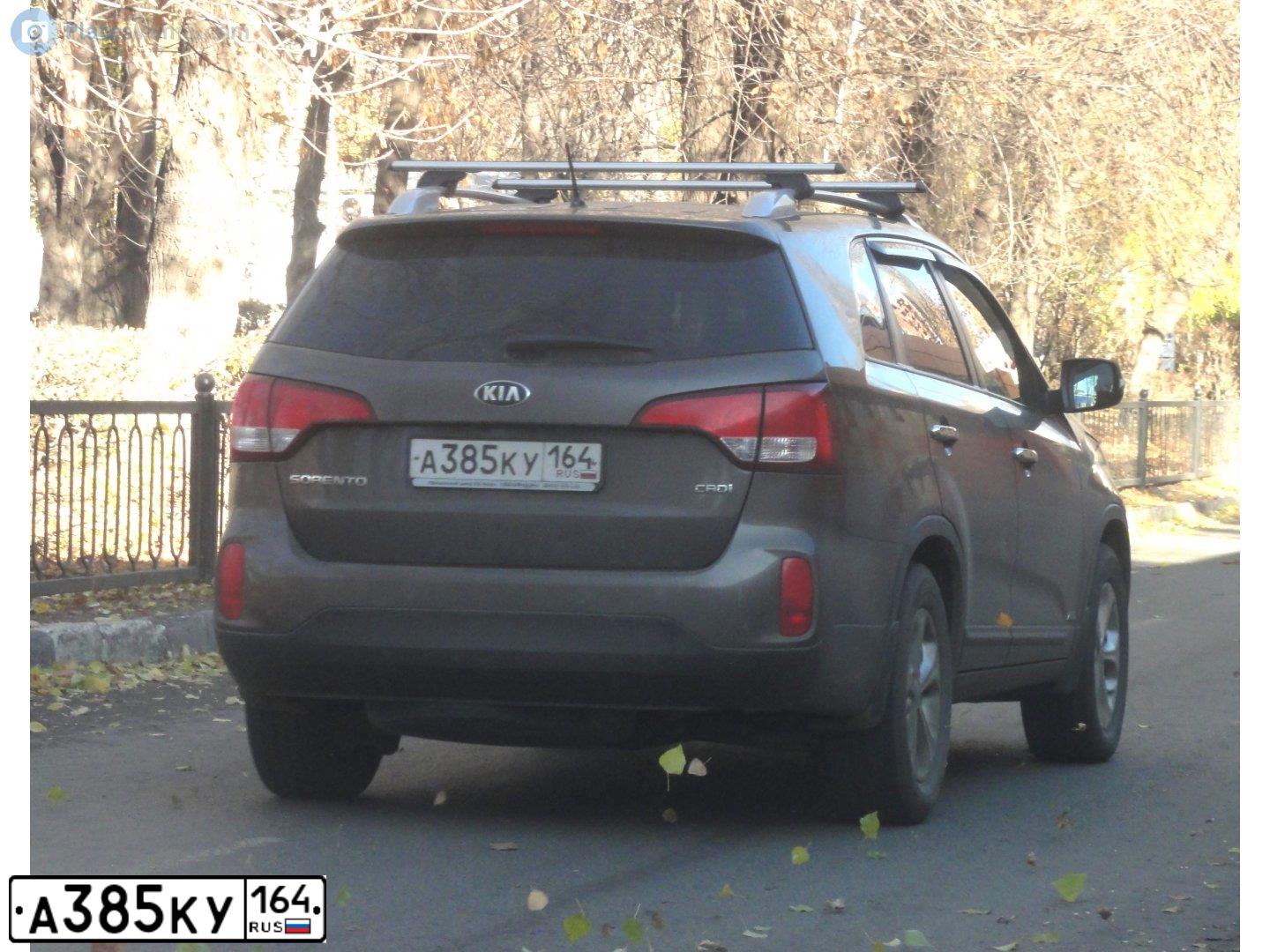 Фото автомобиля KIA SORENTO, 2014 — госномер А385КУ164. Цвет: БЕЖЕВЫЙ