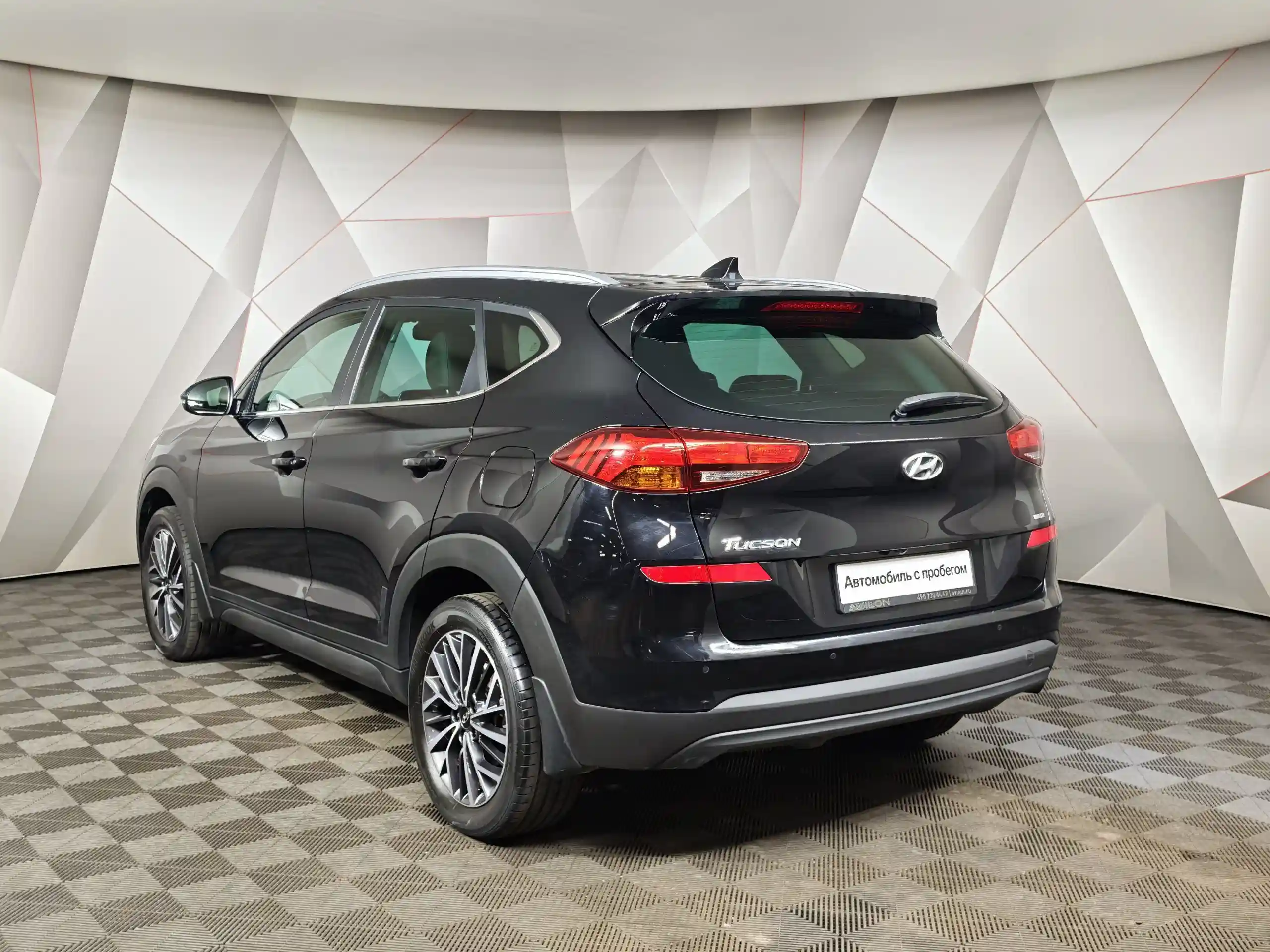 Фото автомобиля HYUNDAI CRETA, 2017 — госномер Е110ОР750. Цвет: Коричневый
