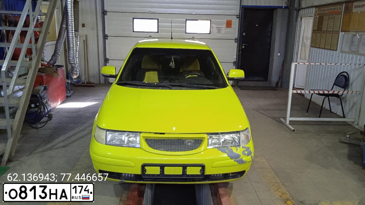 Фото автомобиля LADA 2112, 2007 — госномер О359ХК124