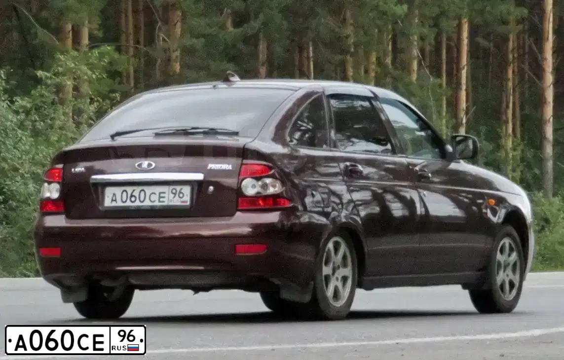 Фото автомобиля LADA 2172 PRIORA, 2013 — госномер А060СЕ96. Цвет: ТЕМНО-ВИШНЕВЫЙ