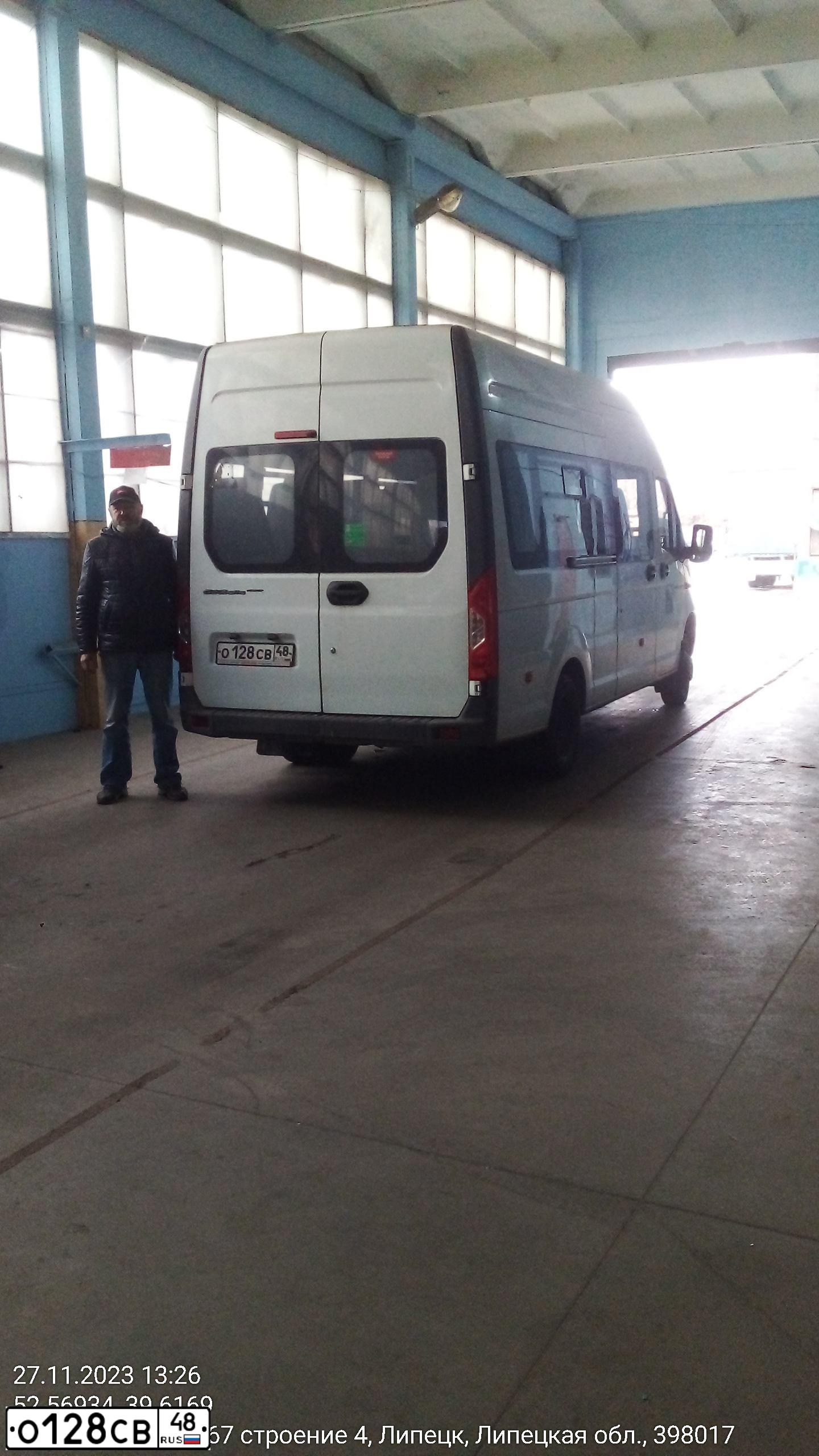 Фото автомобиля GAZELLE NEXT, 2018 — госномер Т090НО136. Цвет: Белый