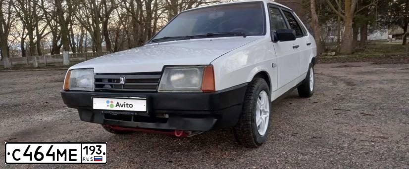Фото автомобиля LADA 2109 SAMARA, 1999 — госномер Н012ВМ82. Цвет: ЯРКО-БЕЛЫЙ