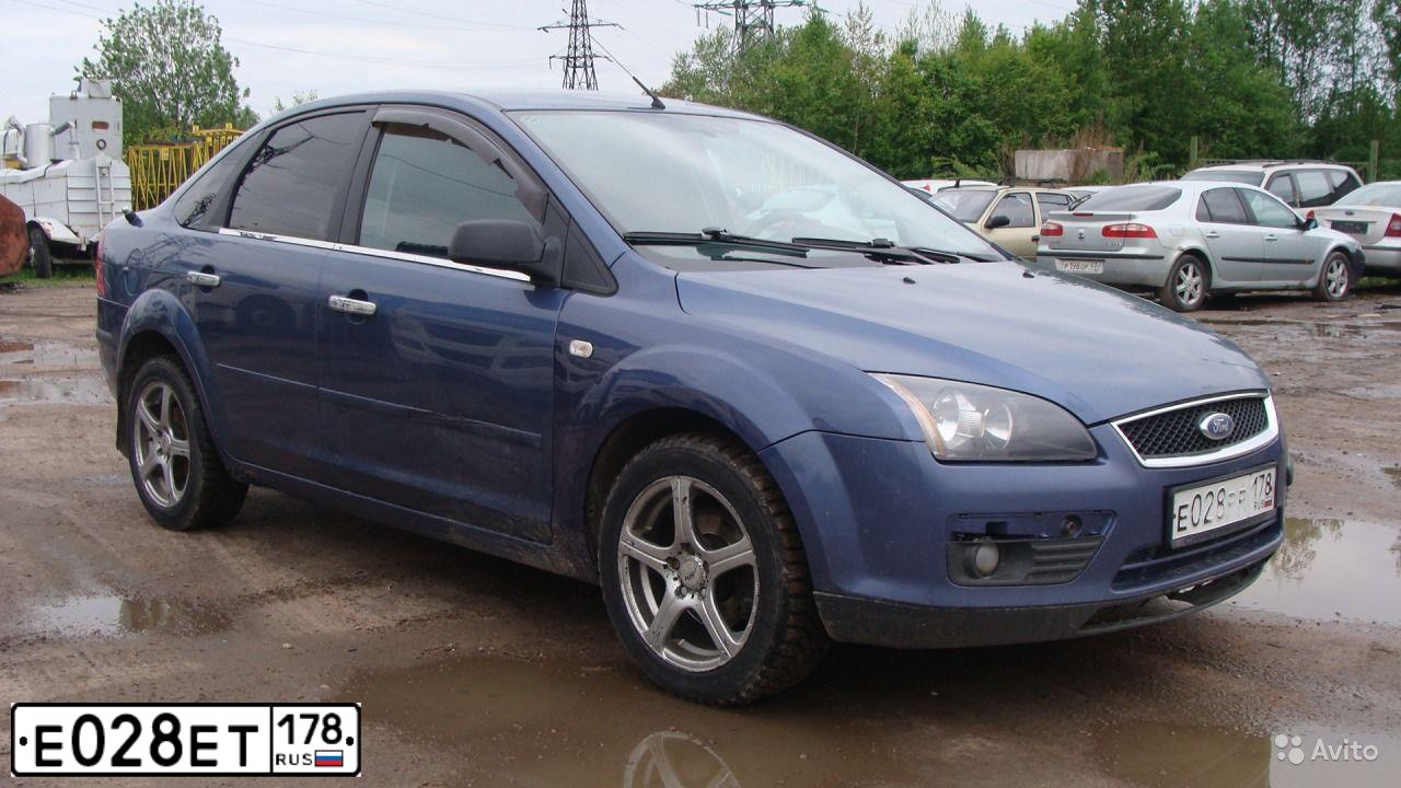 Фото автомобиля SUBARU FORESTER, 2010 — госномер Е028ЕВ178. Цвет: ИНЫЕ ЦВЕТА