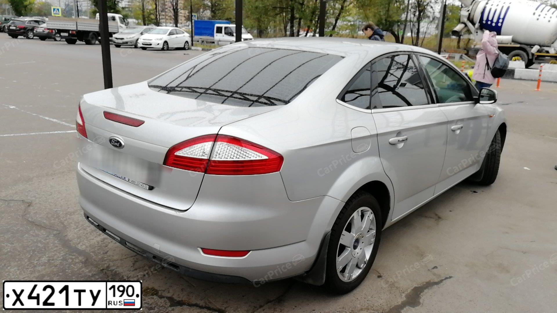 Фото автомобиля FORD MONDEO, 2008 — госномер Х421ТУ190. Цвет: Серебристый