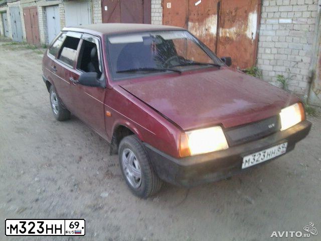 Фото автомобиля LADA 2109 SAMARA, 1993 — госномер М323НН69. Цвет: ВИШНЕВЫЙ