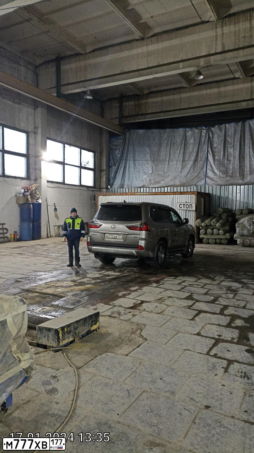 Фото автомобиля BMW X5, 2002 — госномер К500ТХ199. Цвет: ЧЕРНЫЙ