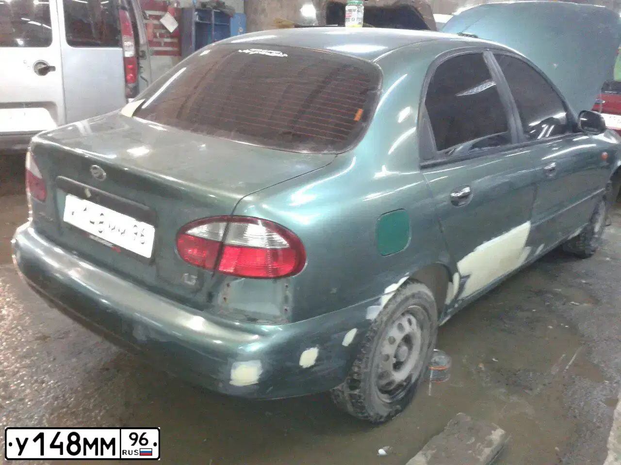 Фото автомобиля LADA 2109 SAMARA, 1999 — госномер У148ММ96. Цвет: ЗЕЛЕНЫЙ