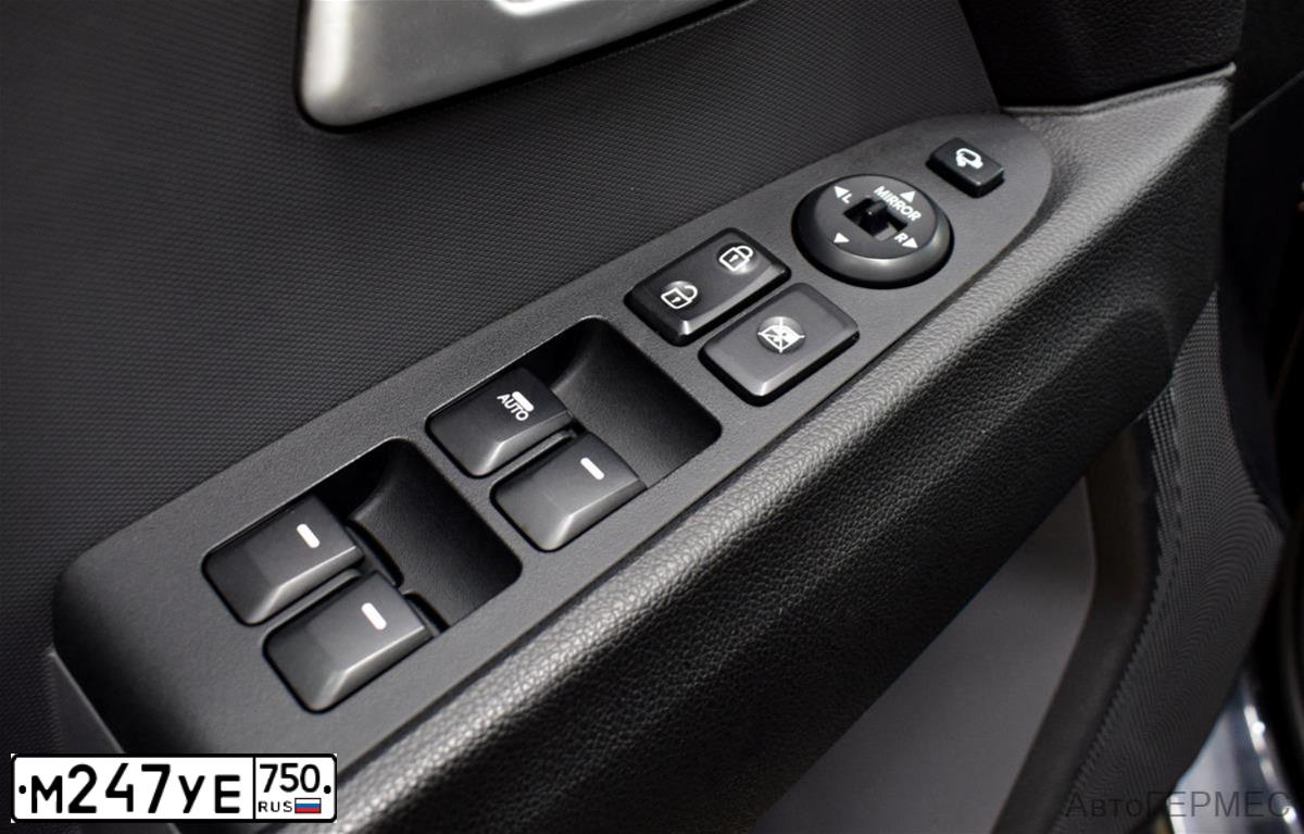 Фото автомобиля KIA SPORTAGE, 2014 — госномер К009ОА190. Цвет: ЧЕРНЫЙ ПЕРЛАМУТР