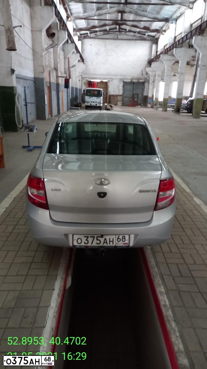 Фото автомобиля LADA 2190 GRANTA, 2017 — госномер О375АН68. Цвет: СЕРЕБРИСТЫЙ