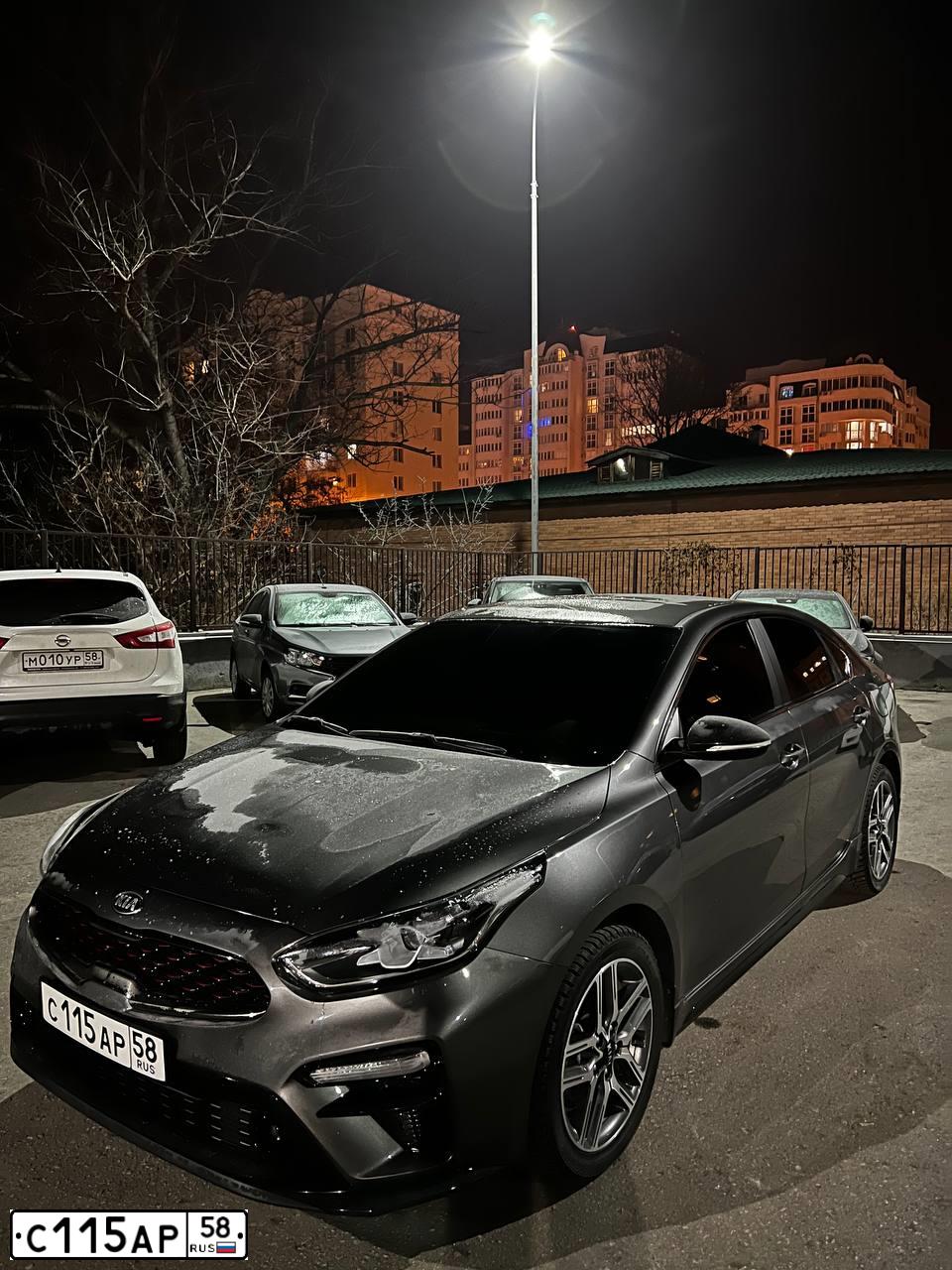 Фото автомобиля KIA CERATO, 2020 — госномер С115АР58. Цвет: Серый