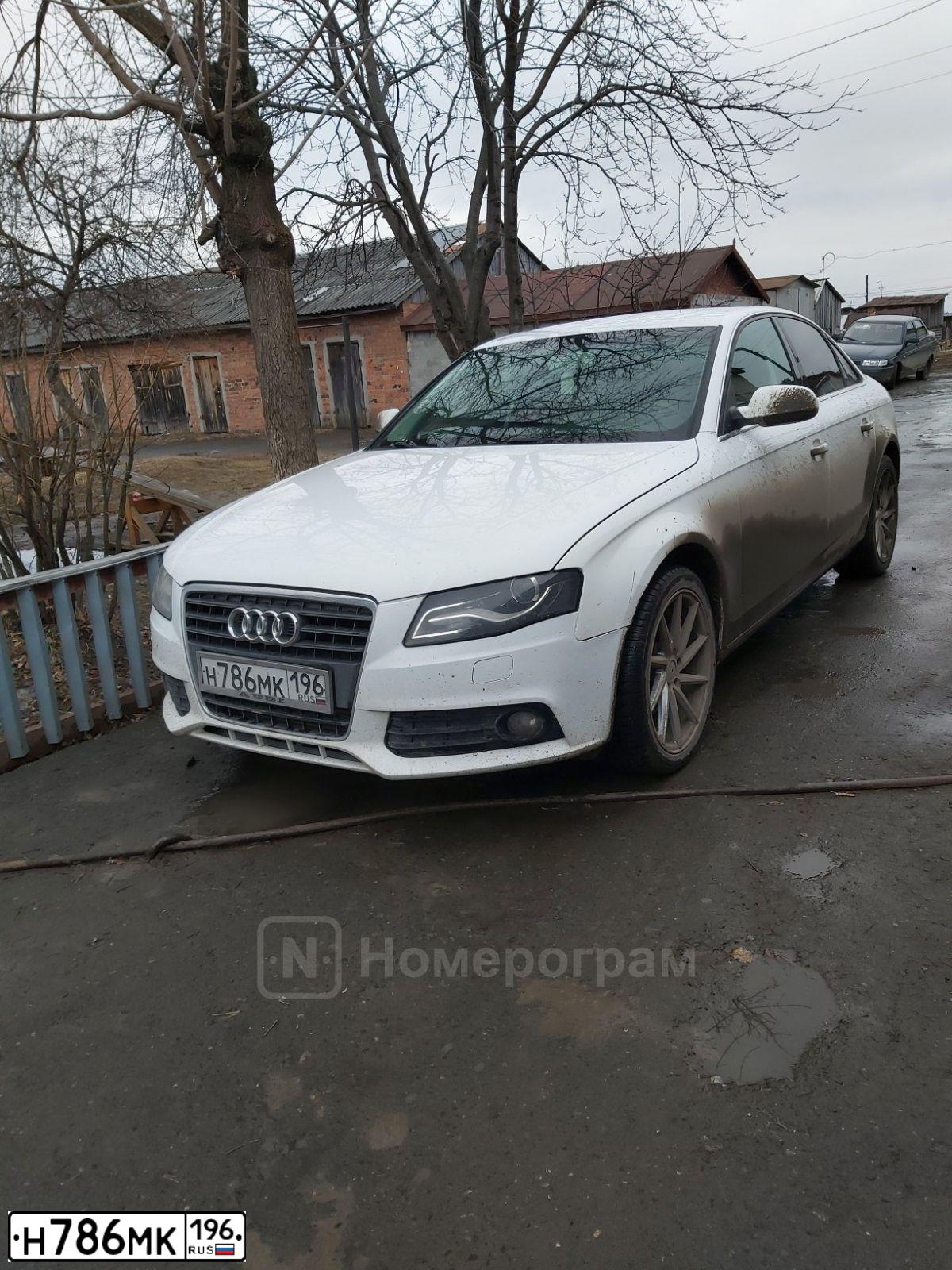 Фото автомобиля AUDI A4, 2010 — госномер Н786МК196. Цвет: Белый