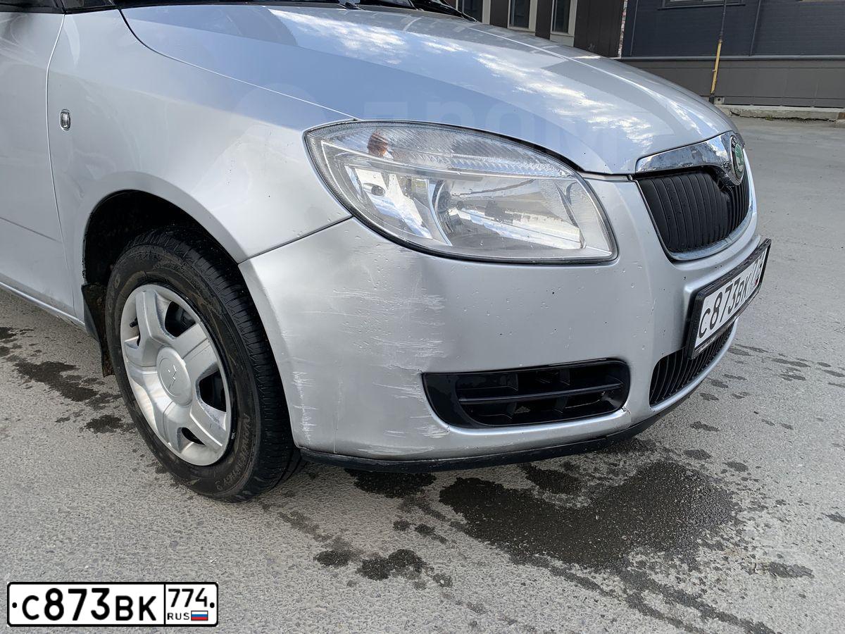 Фото автомобиля SKODA FABIA, 2009 — госномер В087РУ102. Цвет: Серебристый