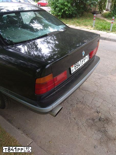 Фото автомобиля TOYOTA AVENSIS, 2003 — госномер Е524АТ177. Цвет: СЕРЫЙ