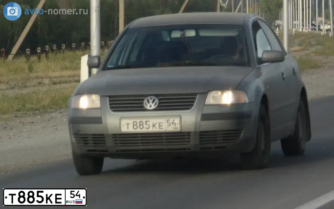 Фото автомобиля VOLKSWAGEN PASSAT, 2002 — госномер Н027ВМ70