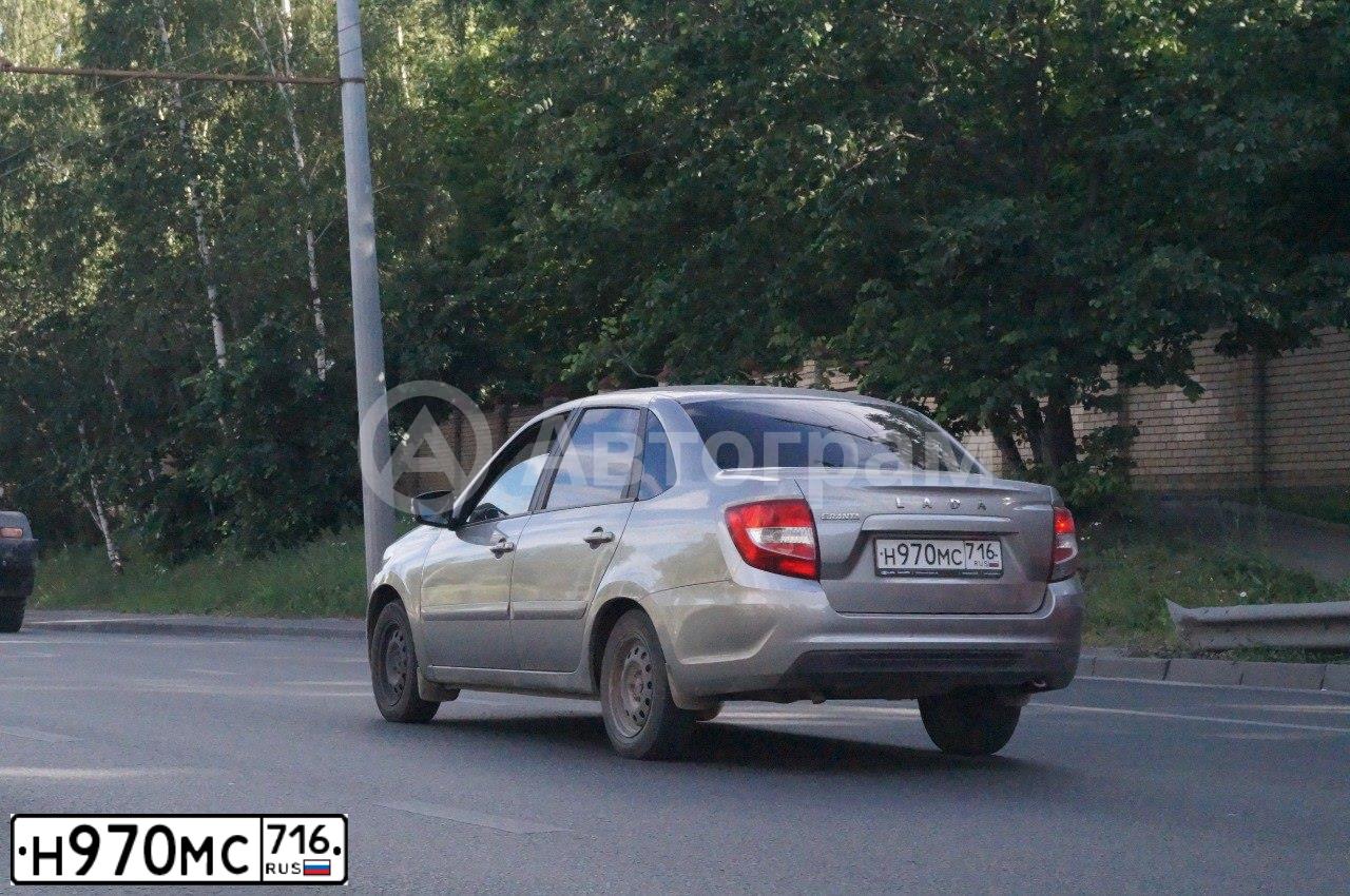 Фото автомобиля LADA 2190 GRANTA, 2020 — госномер Н970МС716. Цвет: СЕРЫЙ