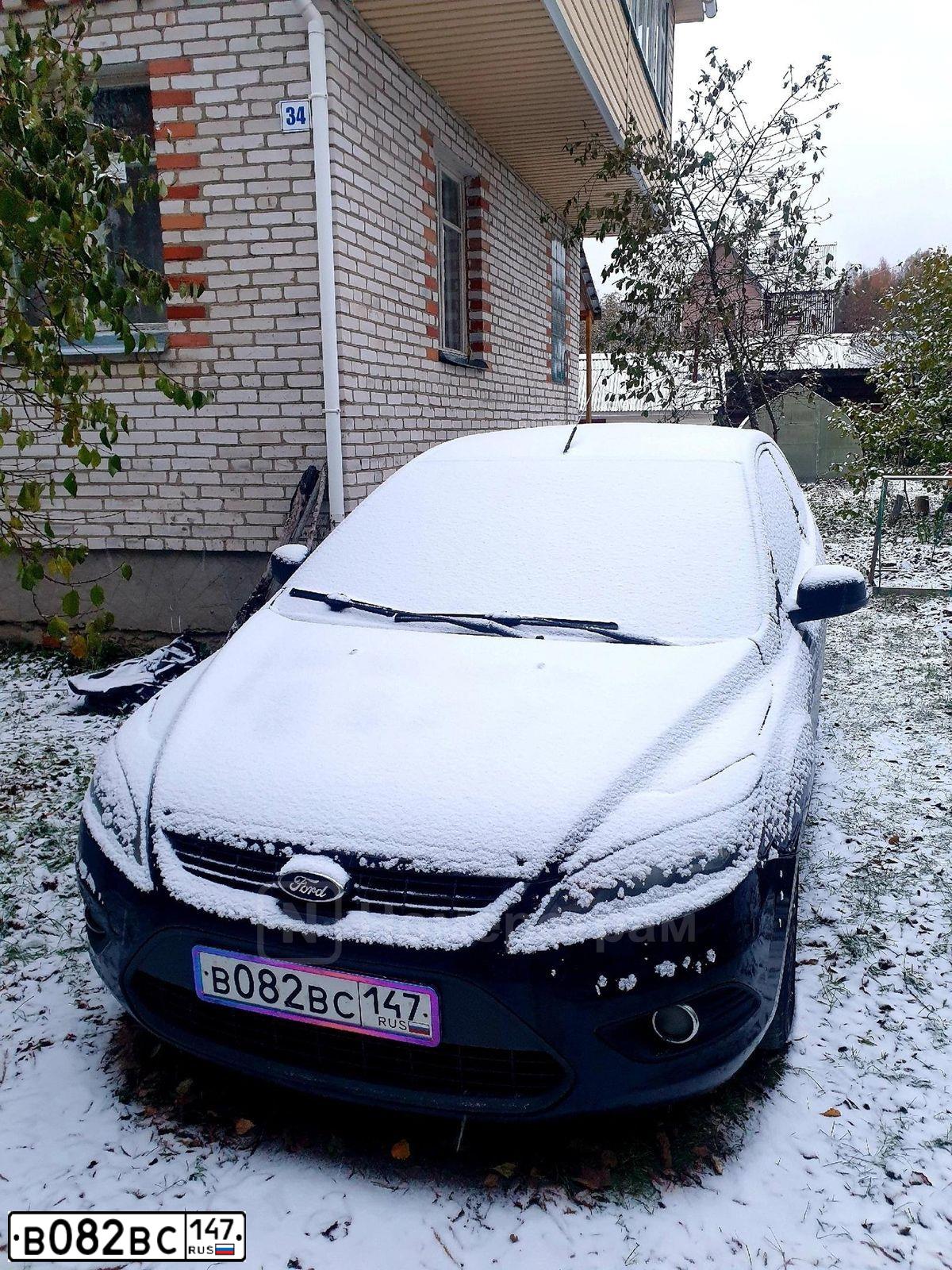 Фото автомобиля FORD FOCUS, 2008 — госномер В082ВС147. Цвет: ЧЕРНЫЙ
