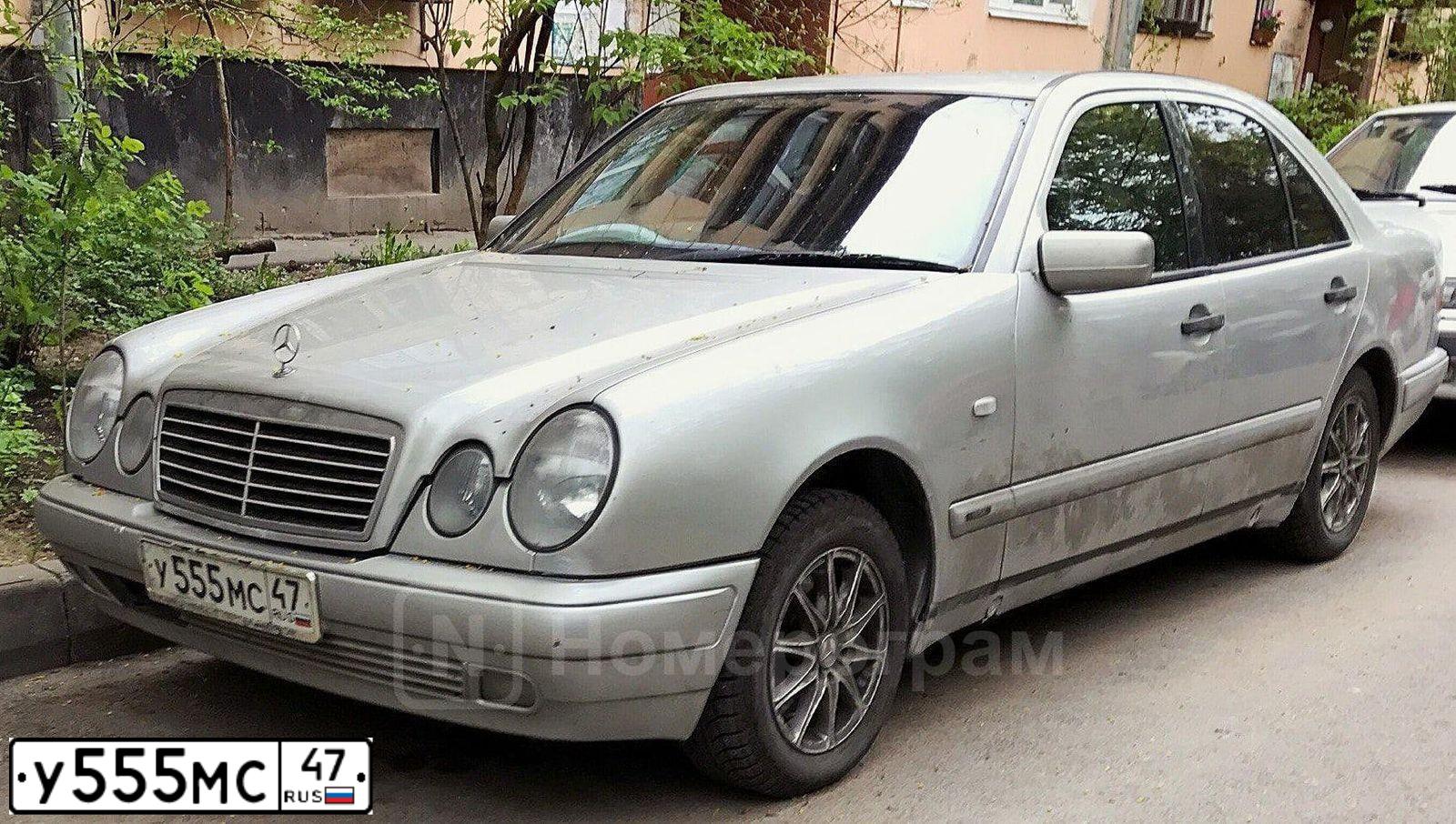 Фото автомобиля MERCEDES E-KLASSE, 1997 — госномер У555МС47. Цвет: СЕРЕБРИСТЫЙ
