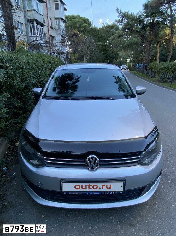 Фото автомобиля VOLKSWAGEN POLO, 2012 — госномер Х349НР761. Цвет: Серебристый