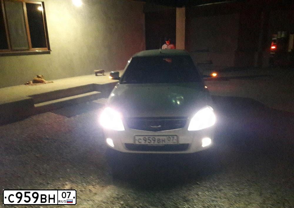 Фото автомобиля LADA 2114 SAMARA, 2009 — госномер А484ВУ136. Цвет: ГРАФИТОВЫЙ МЕТАЛЛИК