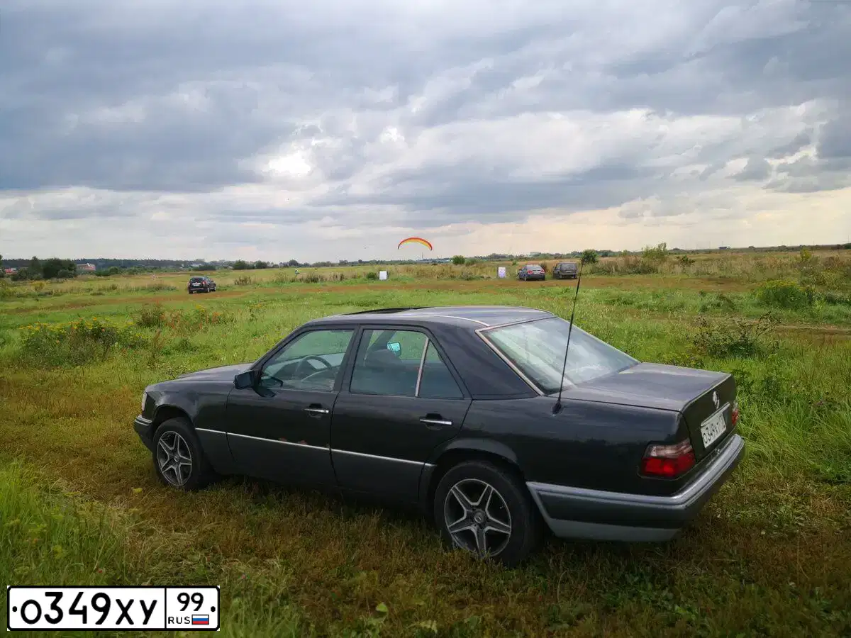 Фото автомобиля BMW SERIE 5, 1998 — госномер Р734ЕМ177. Цвет: ЗЕЛЕНЫЙ