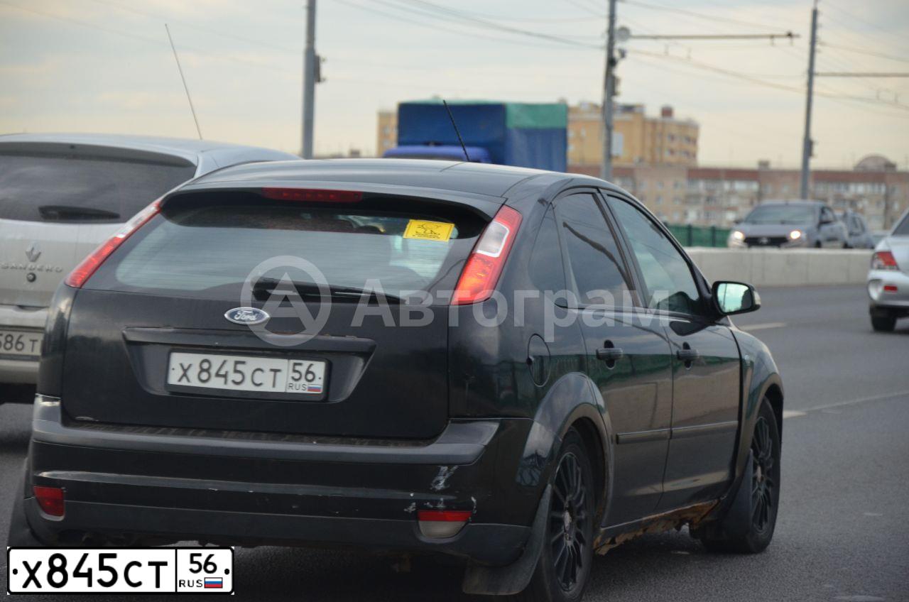 Фото автомобиля FORD FOCUS, 2007 — госномер Х845СТ56. Цвет: ЧЕРНЫЙ
