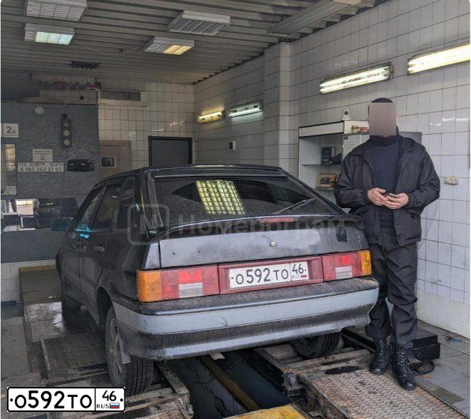 Фото автомобиля LADA 2114 SAMARA, 2004 — госномер О592ТО46. Цвет: ГРАФИТ МЕТАЛЛИК