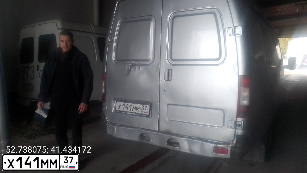 Фото автомобиля GAZ 2705, 2007 — госномер Р930МЕ68. Цвет: СИЛЬВЕР