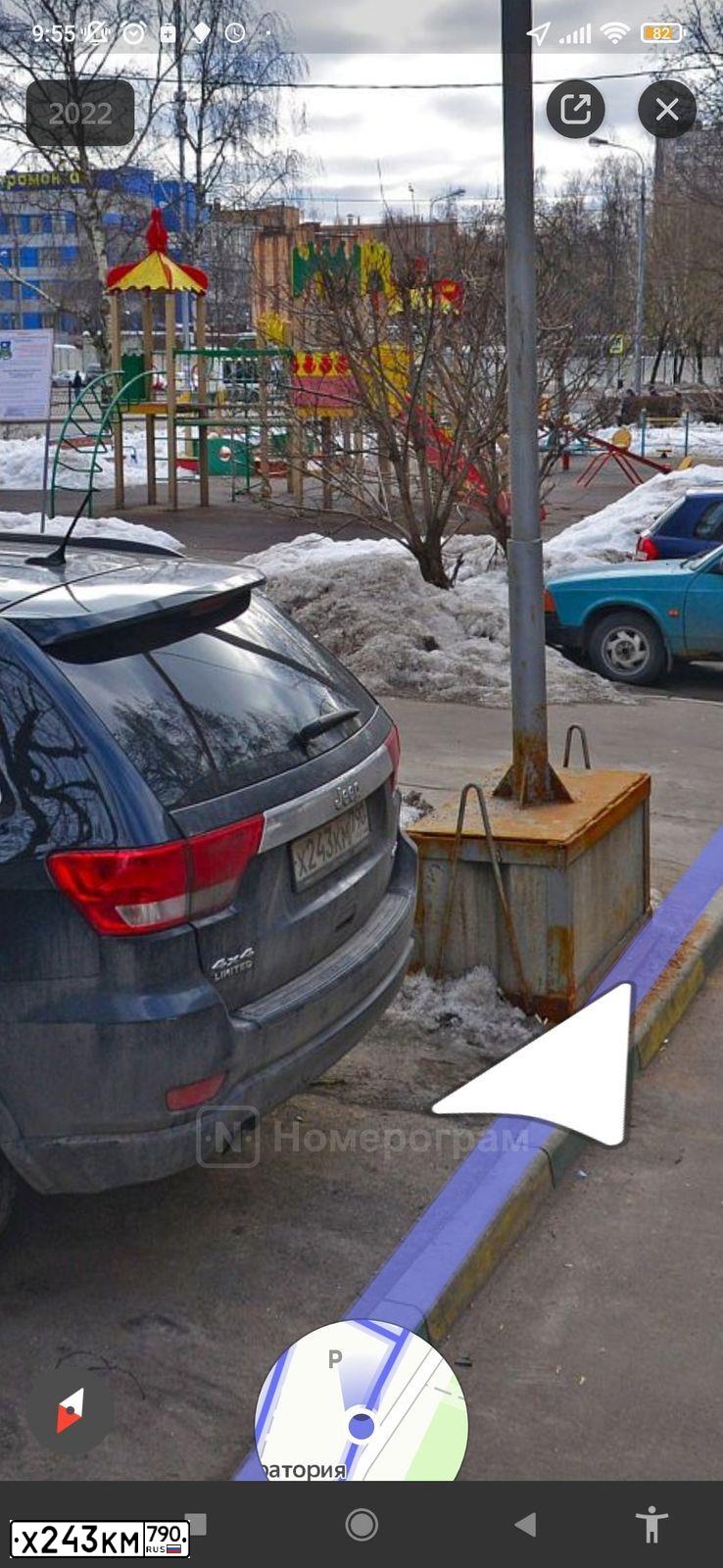 Фото автомобиля JEEP GRAND CHEROKEE, 2013 — госномер С444КР164. Цвет: ЧЕРНЫЙ