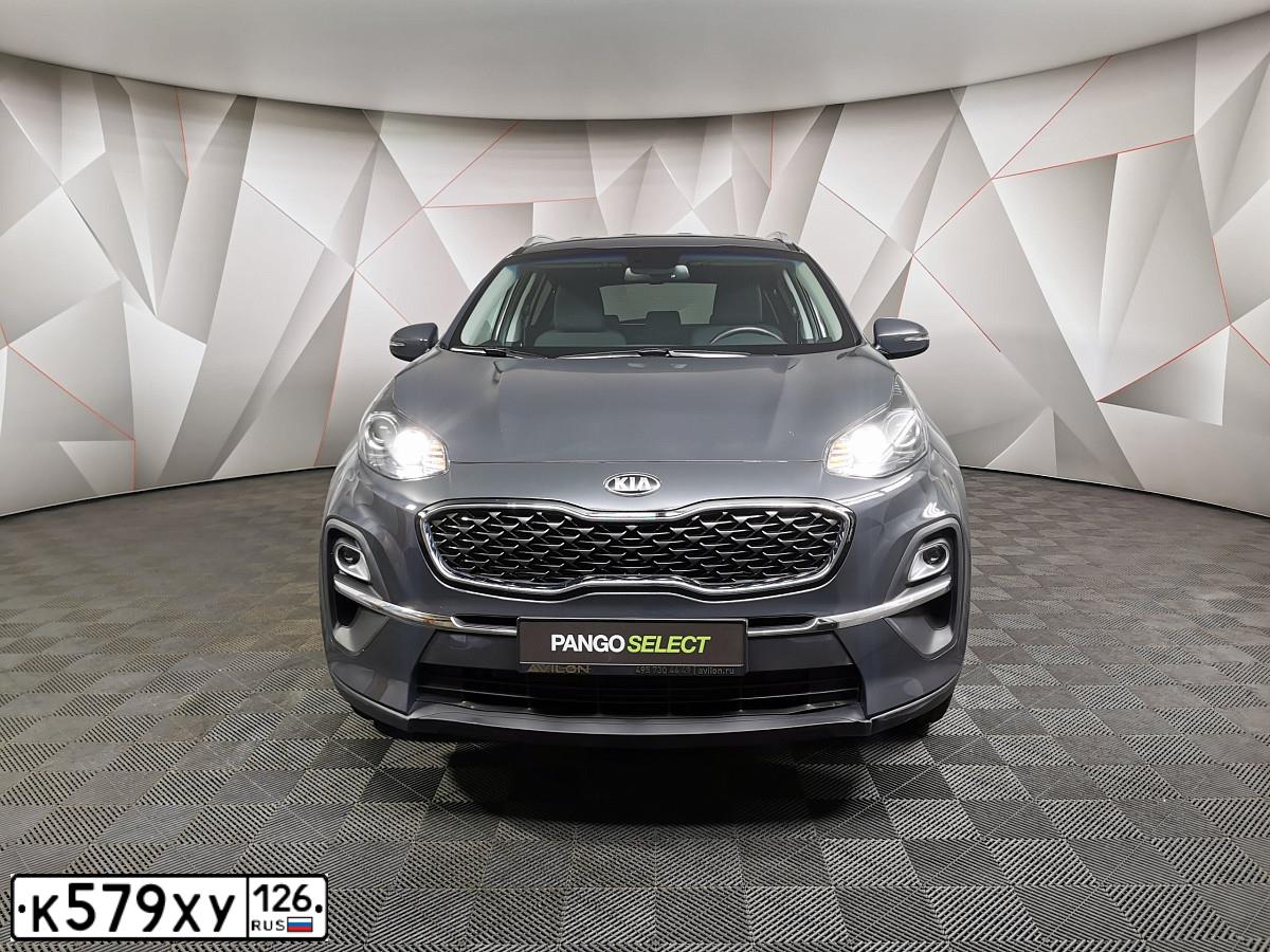 Фото автомобиля KIA SPORTAGE, 2021 — госномер Р338ТО790. Цвет: СЕРЫЙ