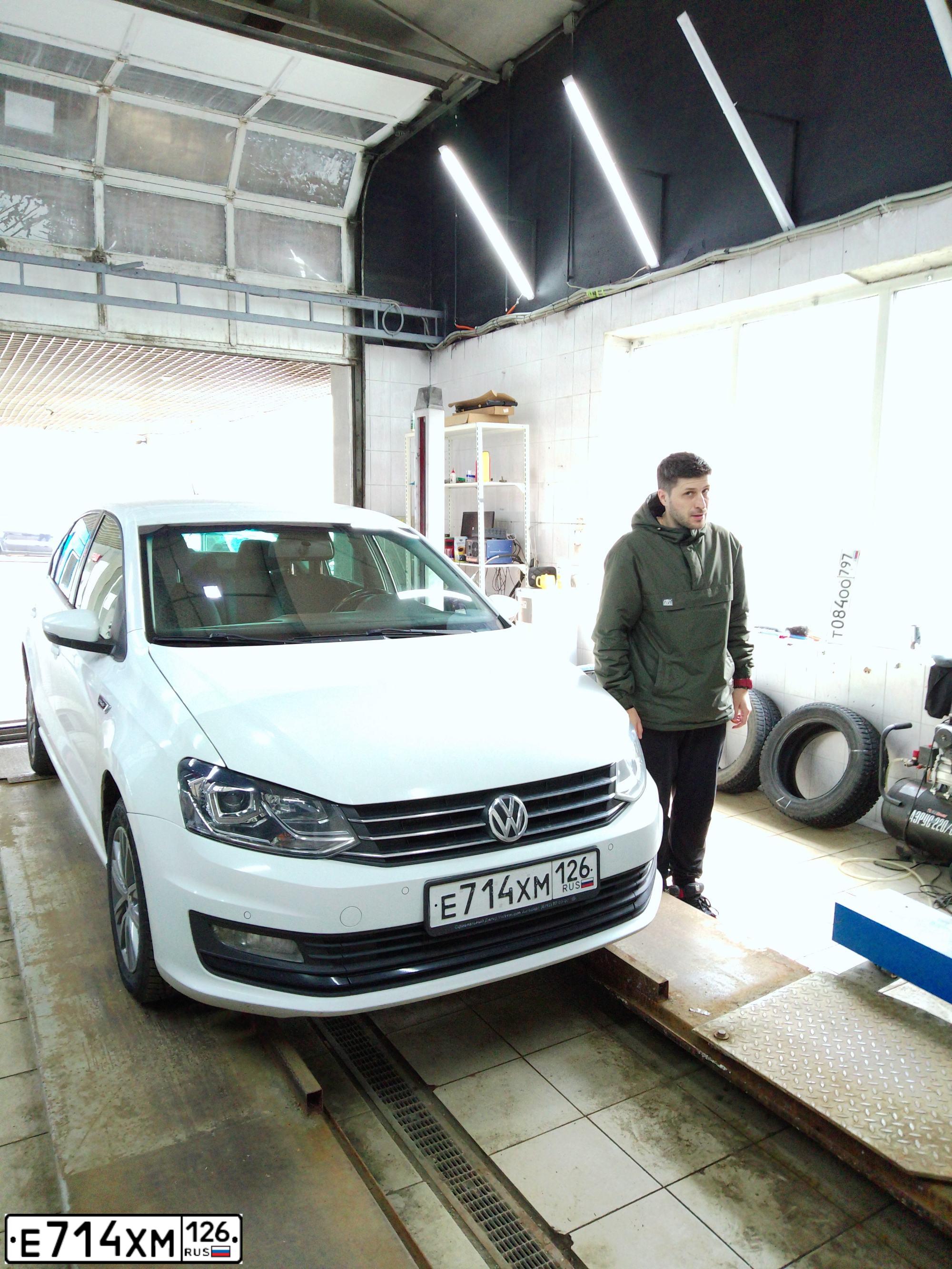 Фото автомобиля VOLKSWAGEN POLO, 2020 — госномер С262ЕК977
