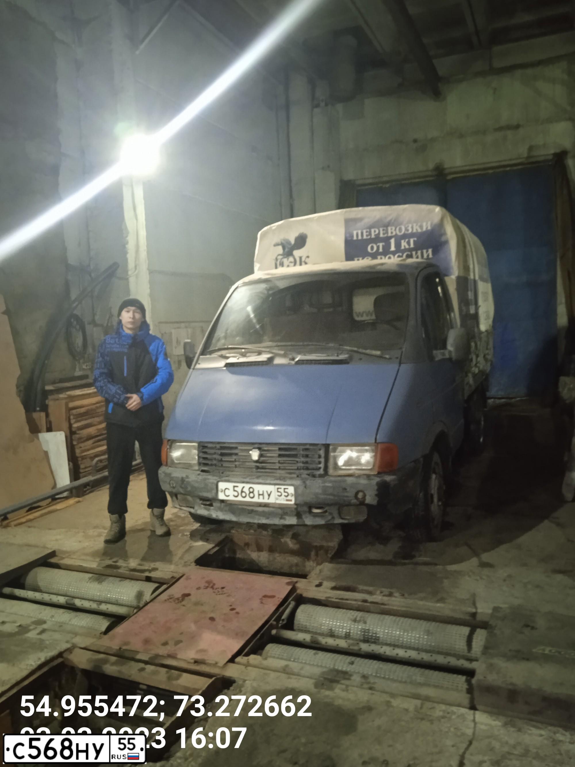 Фото автомобиля LADA 2114 SAMARA, 2013 — госномер С569НУ55. Цвет: СИНЕ-ЧЕРНЫЙ