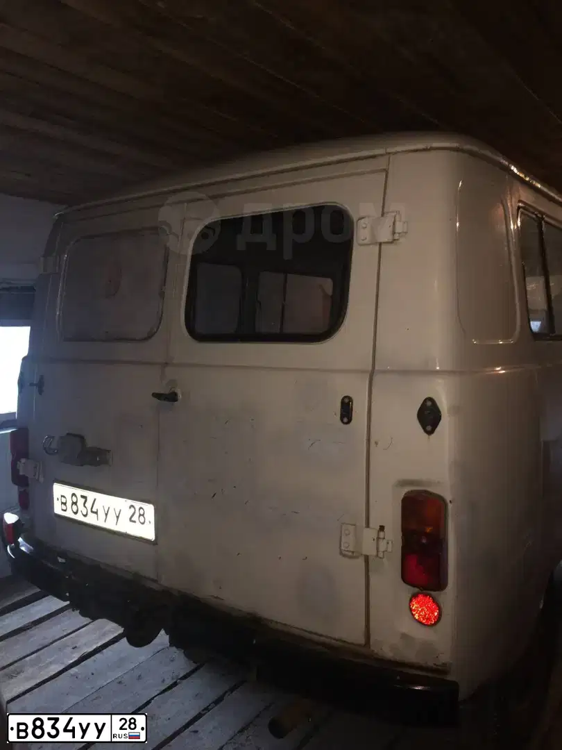 Фото автомобиля UAZ 3962, 1999 — госномер В834УУ28. Цвет: БЕЛЫЙ