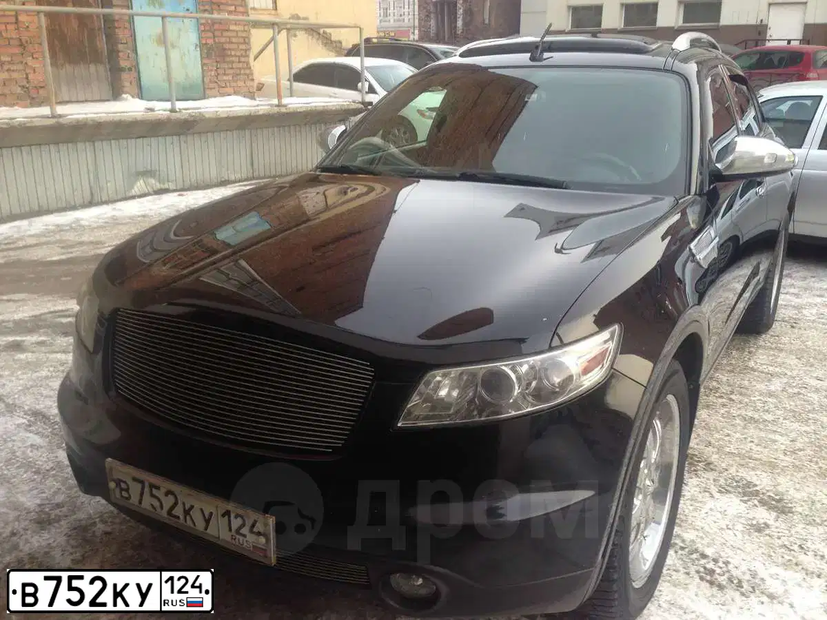 Фото автомобиля INFINITI I QX70 FX, 2003 — госномер Н444РН24. Цвет: ЧЕРНЫЙ