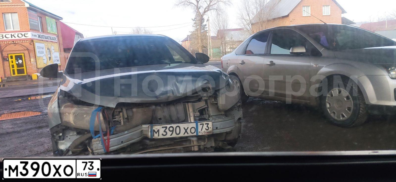 Фото автомобиля CHEVROLET CRUZE, 2012 — госномер Е639СВ156. Цвет: СВЕТЛО-СЕРЫЙ МЕТАЛЛИК