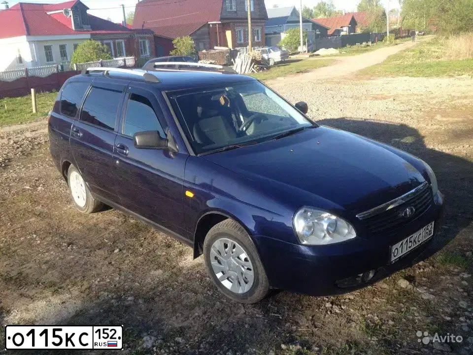 Фото автомобиля LADA 2171 PRIORA, 2011 — госномер У081ВК152. Цвет: синий