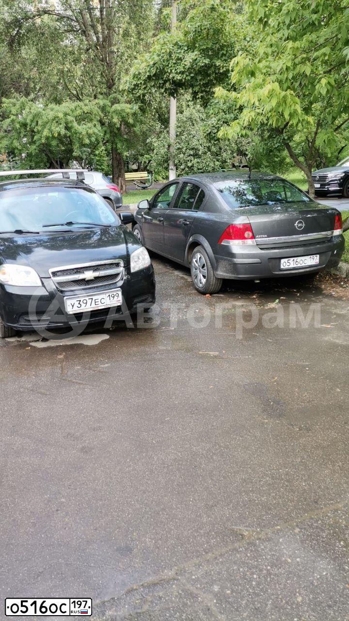 Фото автомобиля OPEL ASTRA, 2011 — госномер О516ОС197. Цвет: СЕРЫЙ ТЕМНЫЙ