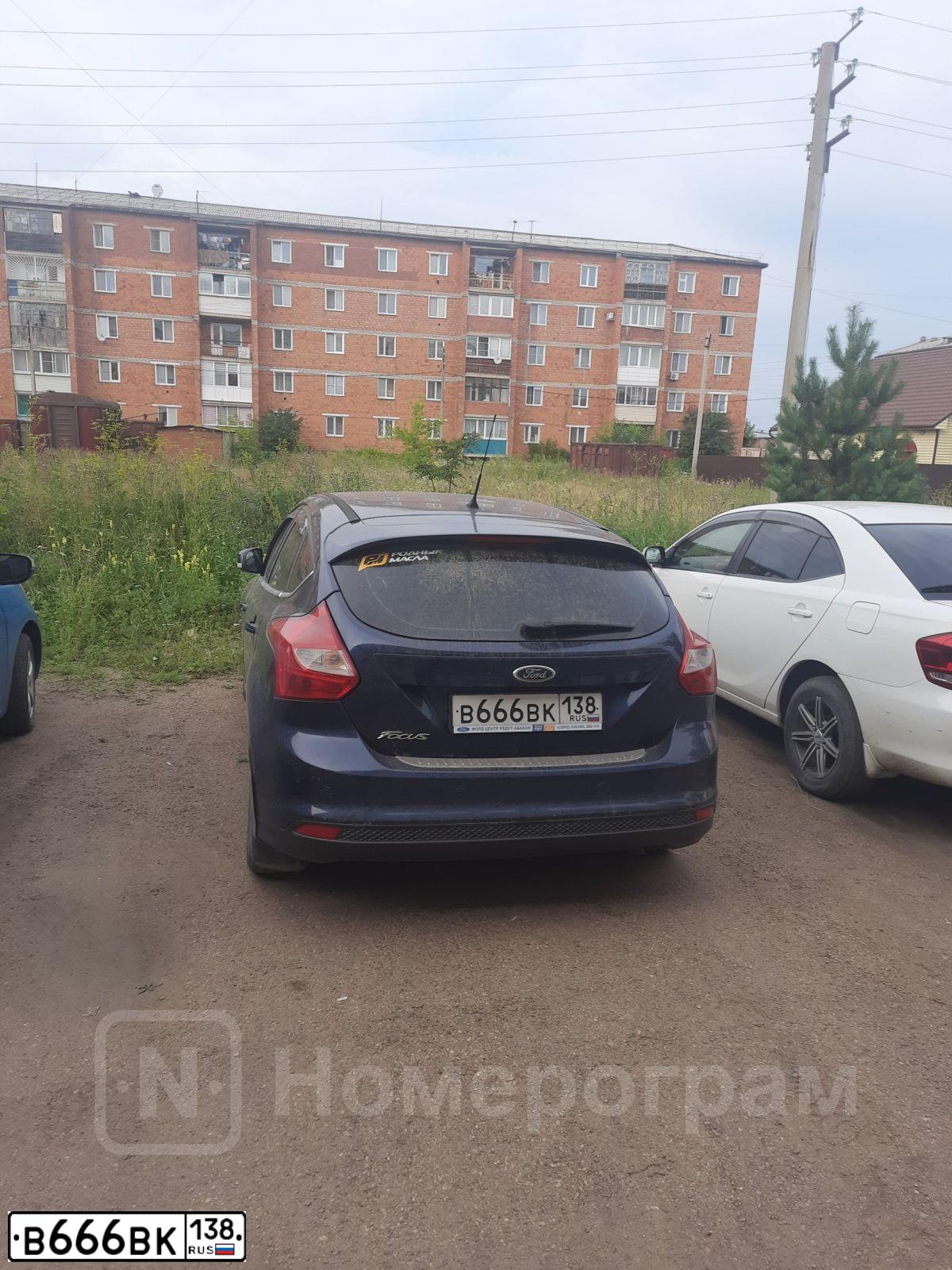 Фото автомобиля MERCEDES E-KLASSE, 2015 — госномер В666ВК138. Цвет: БЕЛЫЙ