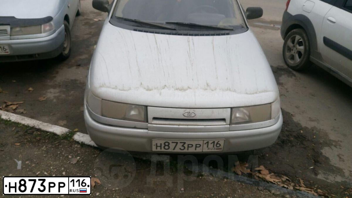 Фото автомобиля LADA 2110, 2002 — госномер Е579ВЕ82. Цвет: СВЕТЛО-СЕРЕБРИСТЫЙ МЕТАЛЛ