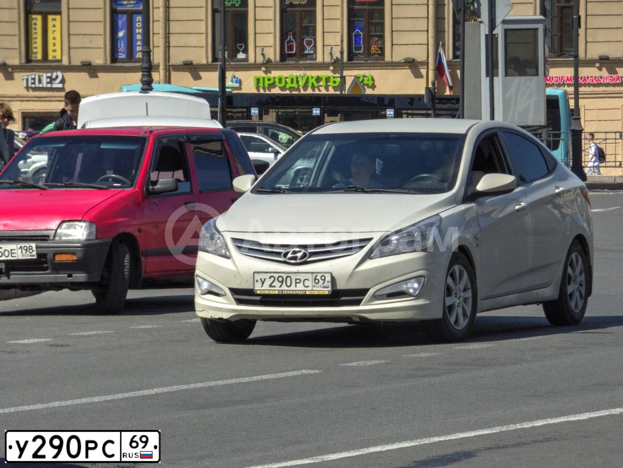 Фото автомобиля HYUNDAI SOLARIS, 2014 — госномер Н025ТТ69. Цвет: БЕЖЕВЫЙ