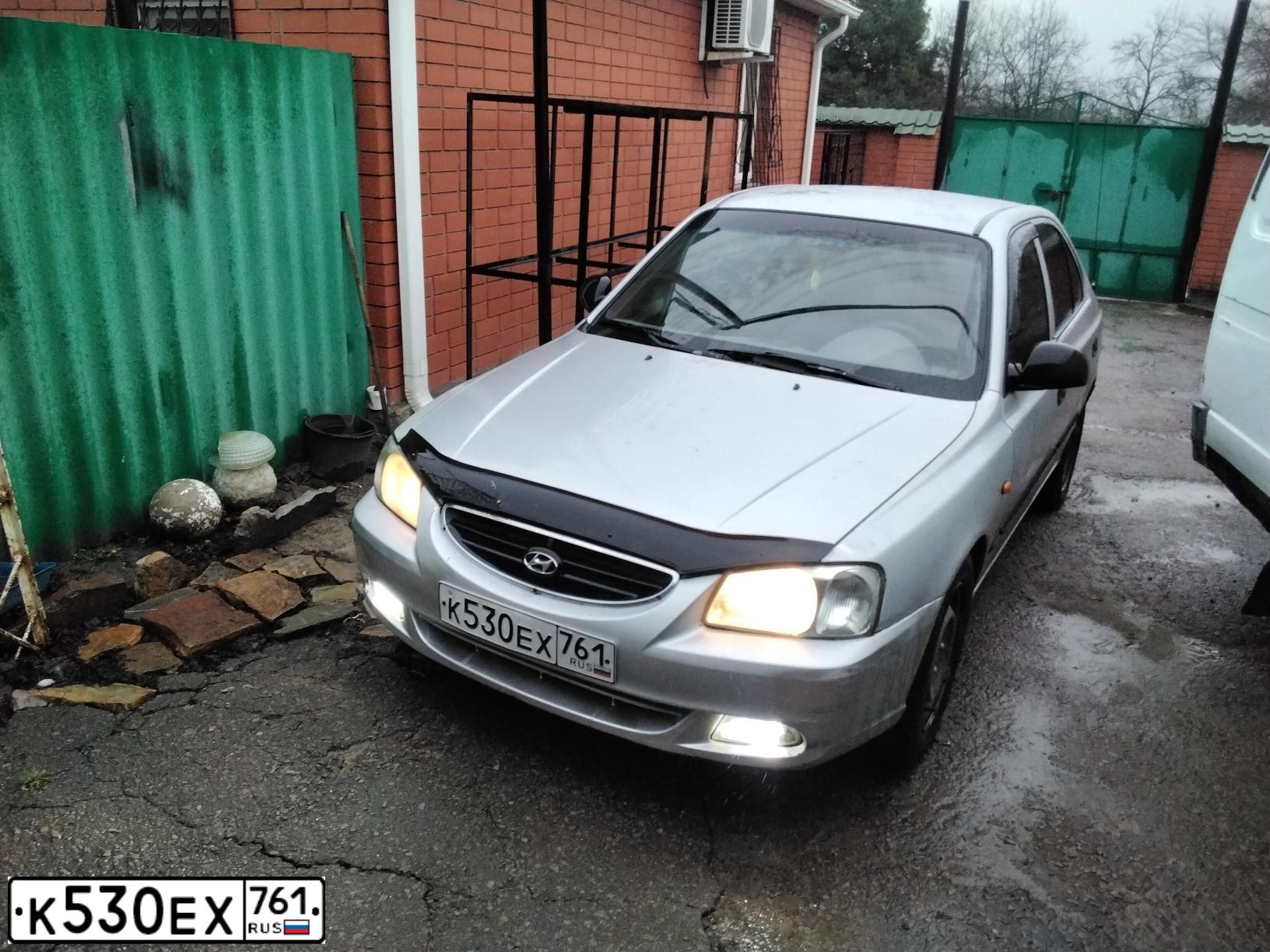Фото автомобиля TAGAZ ACCENT, 2004 — госномер К530ЕХ761. Цвет: БЕЛЫЙ