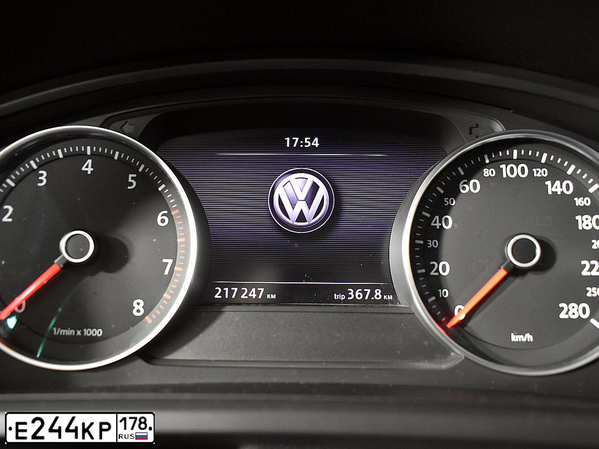 Фото автомобиля VOLKSWAGEN TOUAREG, 2011 — госномер О434ХС198. Цвет: ЧЕРНО-СЕРЫЙ