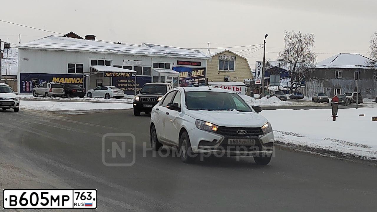 Фото автомобиля LADA 2190 GRANTA, 2019 — госномер В605МР763. Цвет: БЕЛЫЙ