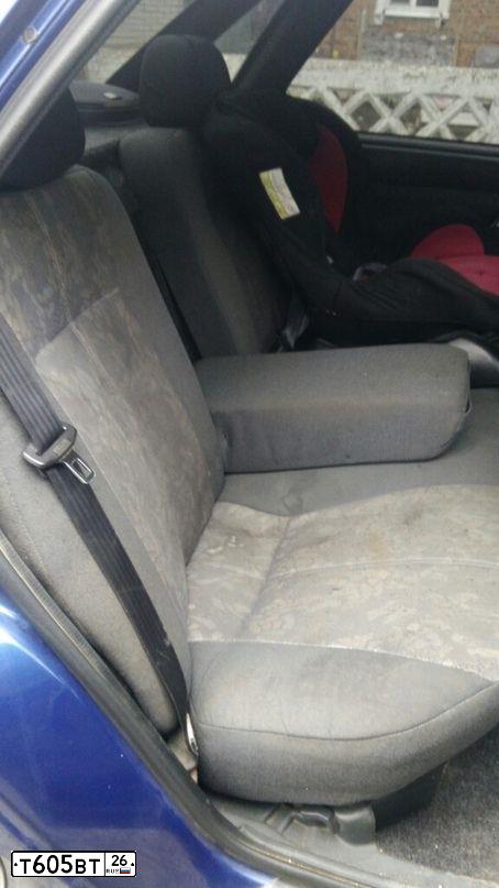 Фото автомобиля LADA 2110 LADA, 2003 — госномер Е987УС126. Цвет: СЕРЕБРИСТЫЙ ЯРКО-СИНИЙ