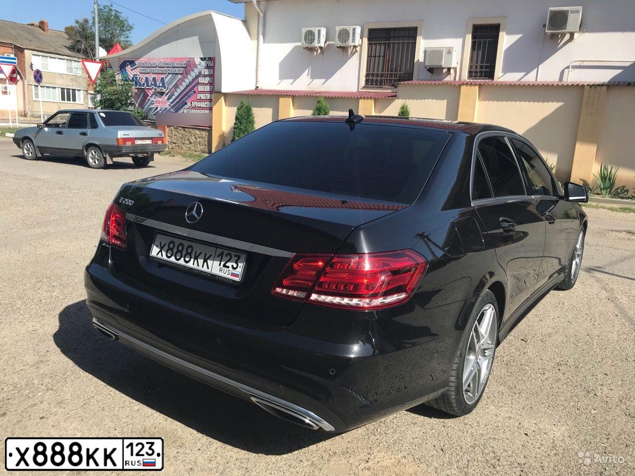 Фото автомобиля HYUNDAI GENESIS, 2018 — госномер В248КМ62. Цвет: СИНИЙ