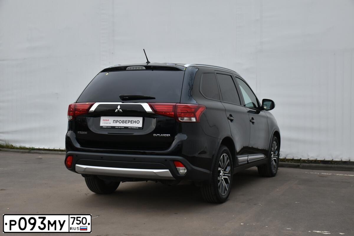 Фото автомобиля MITSUBISHI OUTLANDER, 2016 — госномер Н449КУ790. Цвет: ЧЕРНЫЙ