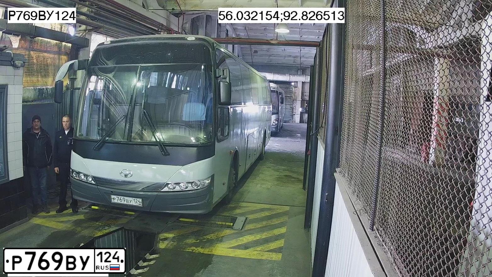 Фото автомобиля DAEWOO SERIE BH, 2011 — госномер Р769ВУ124. Цвет: СЕРЫЙ